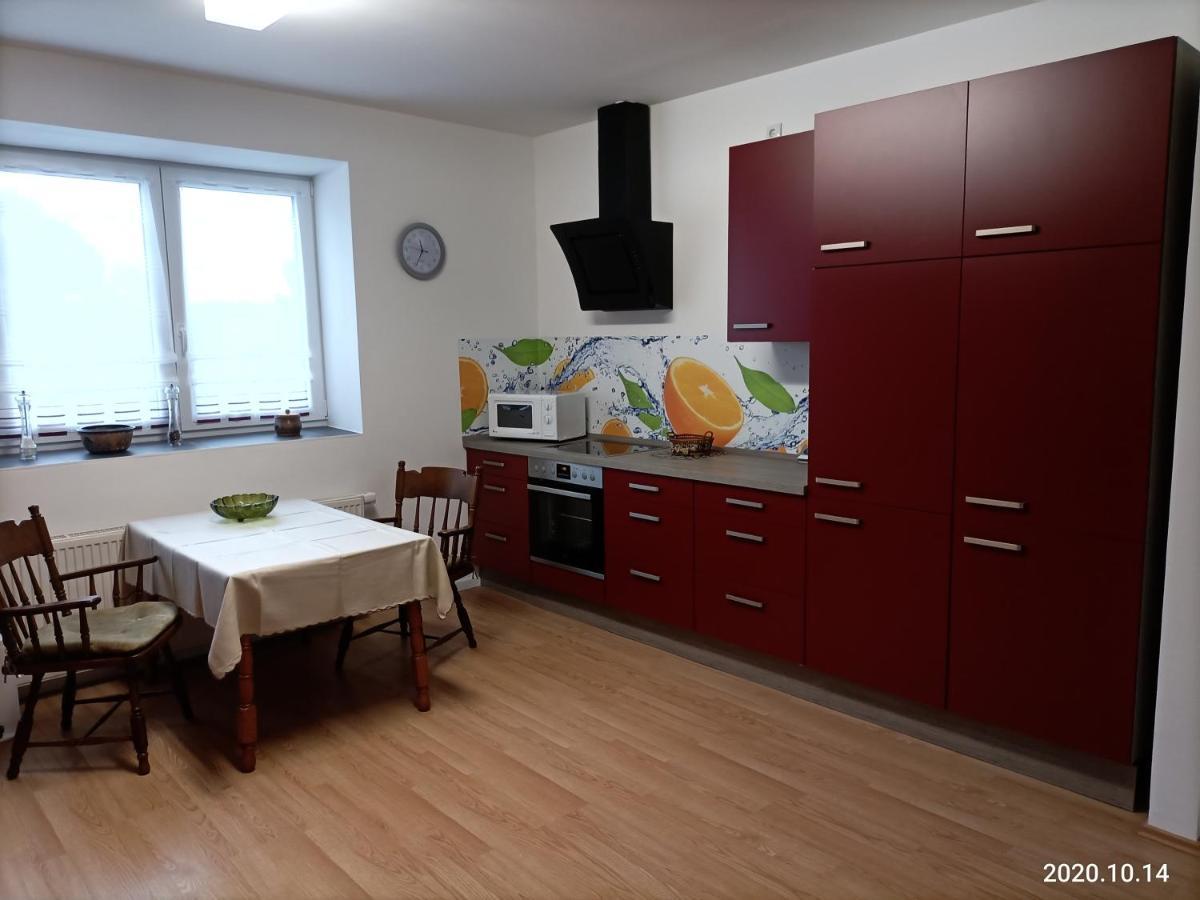 Apartment O3 - Gehobene 6-Zimmer Wohnung 175Qm Fuer 1-7 Personen 2X Dz 3X Ez Grafenwohr Εξωτερικό φωτογραφία